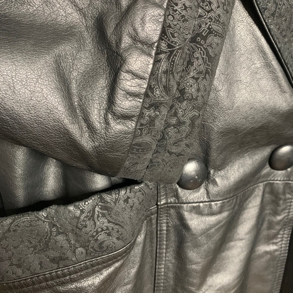Vintage John Weitz Leather Coat - Picture 4 of 12